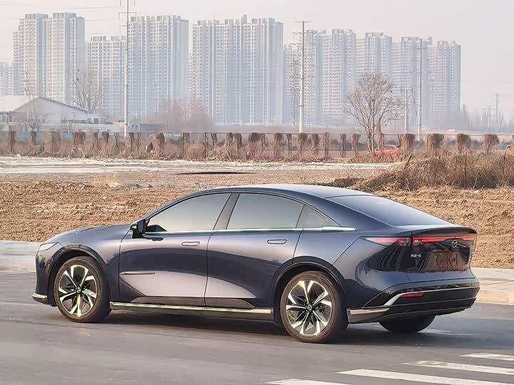 Mazda EZ-6, 2025 — фото 4 из 9