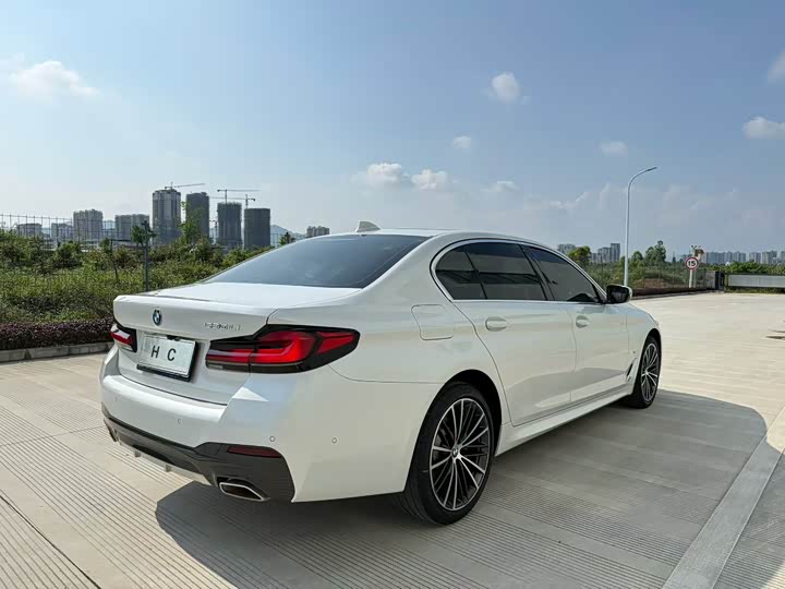 BMW 5 Series, 2023 — фото 5 из 9