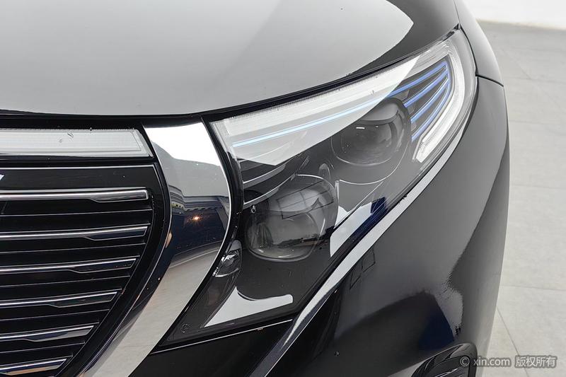 Mercedes-Benz EQC, 2021 — фото 5 из 12