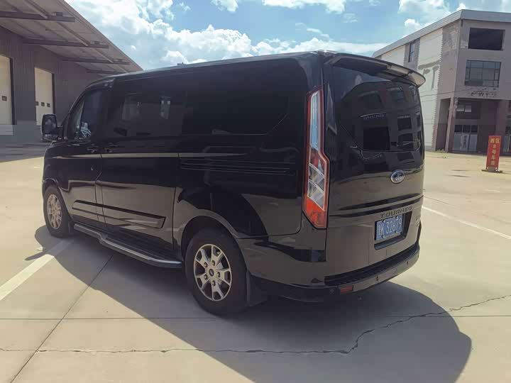 Ford Tourneo, 2021 — фото 7 из 9