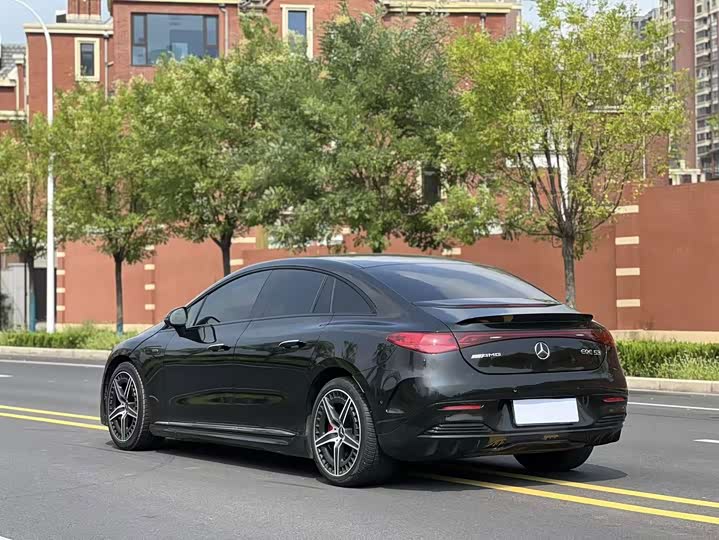 Mercedes-Benz EQE AMG, 2023 — фото 8 из 9