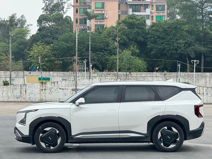 Kia EV5, 2024 — фото 7 из 7