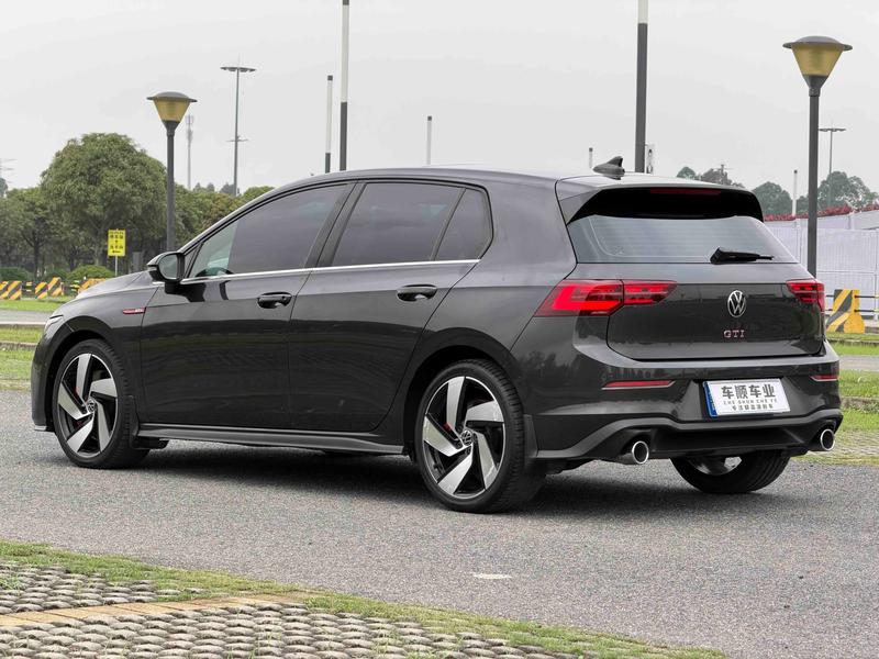 Volkswagen Golf GTI, 2023 — фото 5 из 12