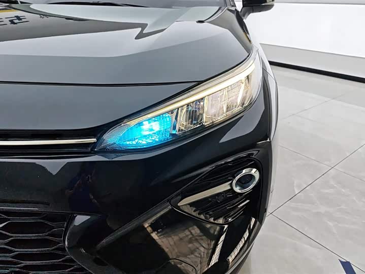 Toyota Wildlander, 2022 — фото 5 из 9