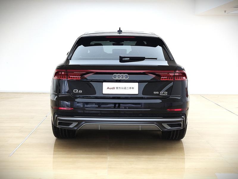 Audi Q8, 2023 — фото 3 из 12