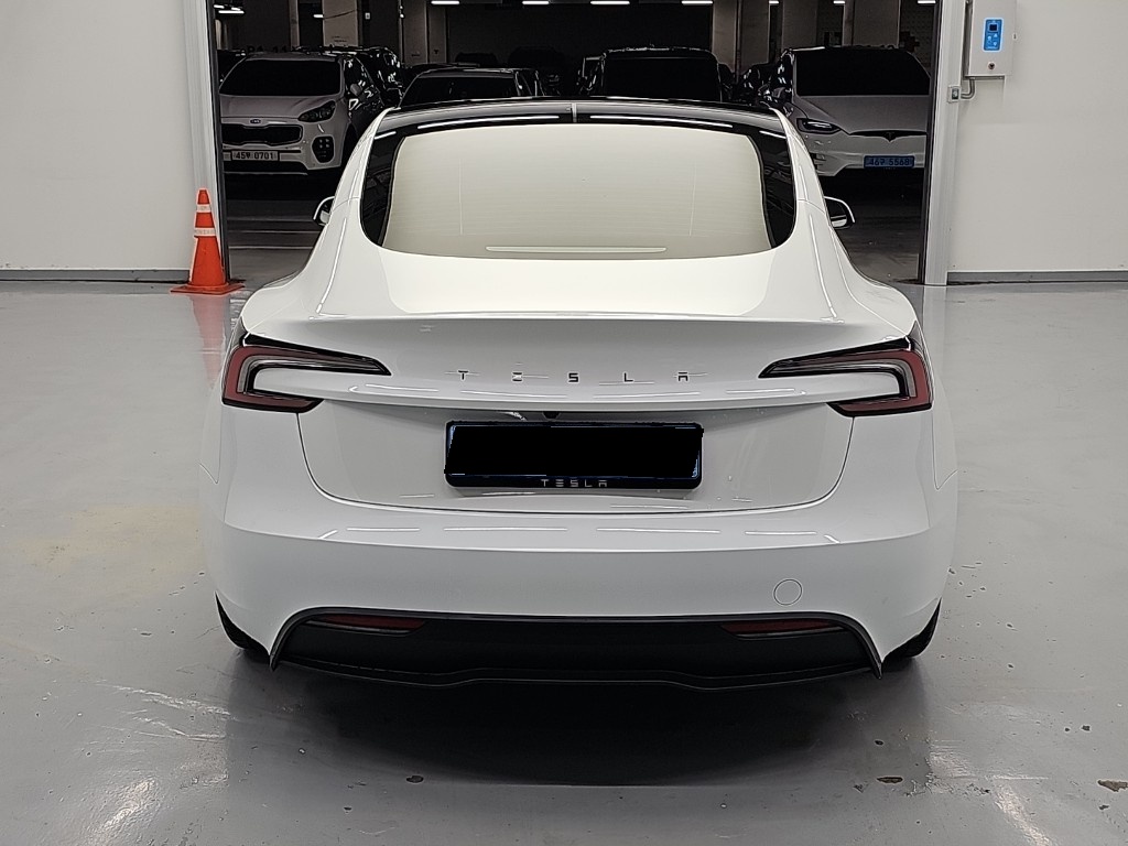 Tesla Model 3, 2025 — фото 3 из 12
