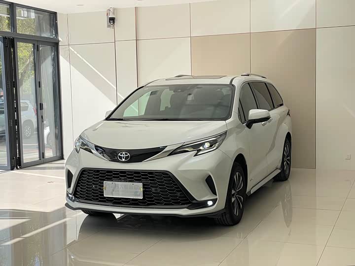Toyota Granvia, 2024 — купить в Самаре под ключ