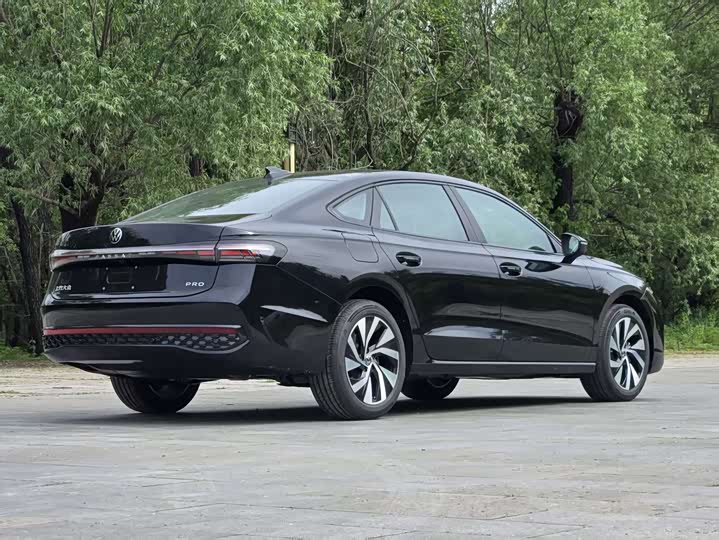 Volkswagen Passat, 2026 — фото 5 из 9