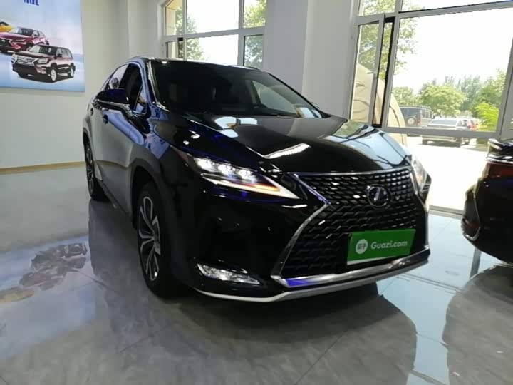 Lexus RX, 2022 — фото 4 из 9