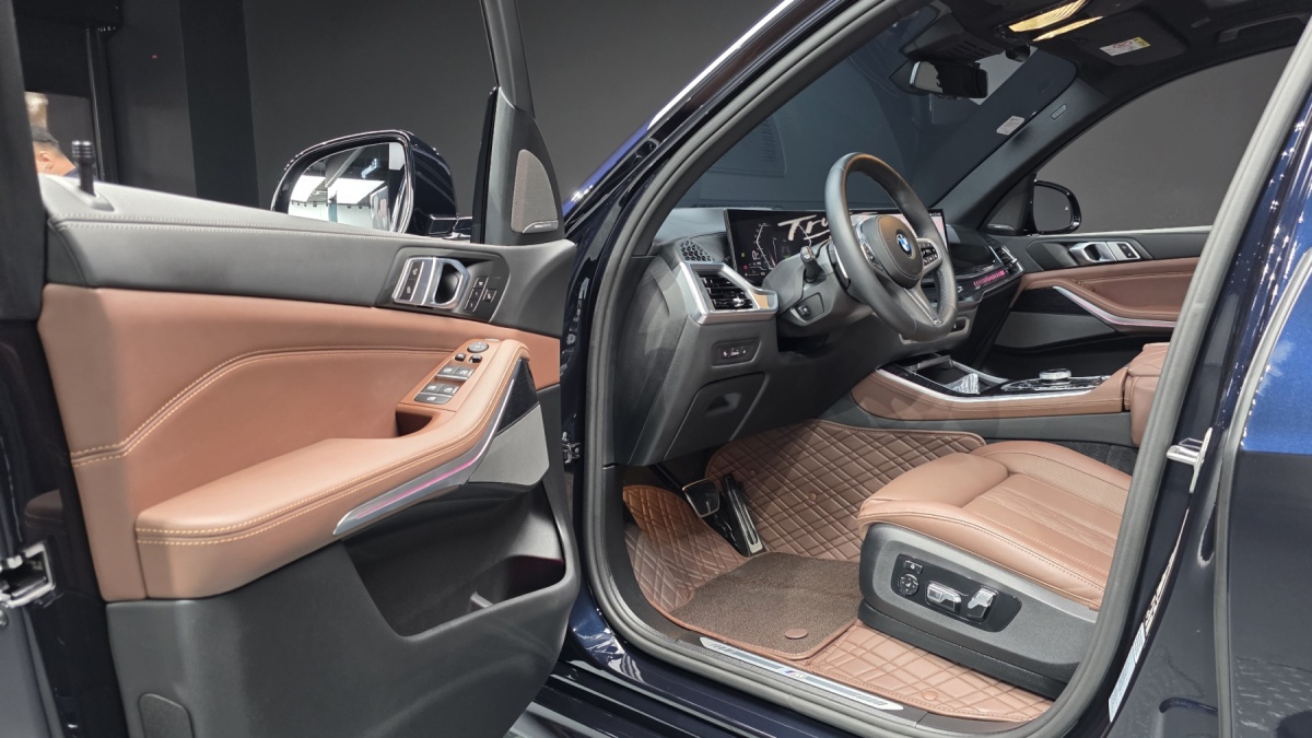 BMW X5, 2024 — фото 9 из 12