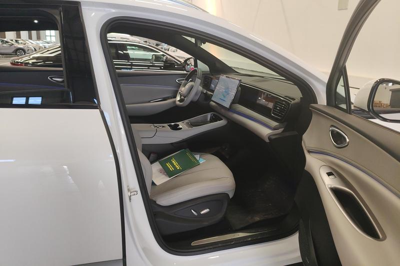 BYD Sea Lion 06 Hybrid/EV, 2025 — фото 10 из 12