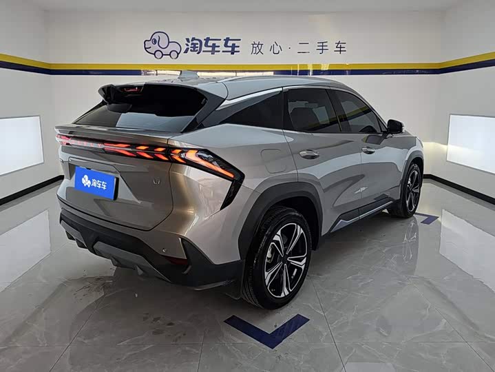 Geely Galaxy L7, 2024 — фото 3 из 9