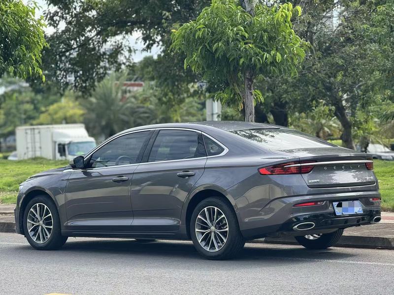Geely Preface, 2025 — фото 4 из 10