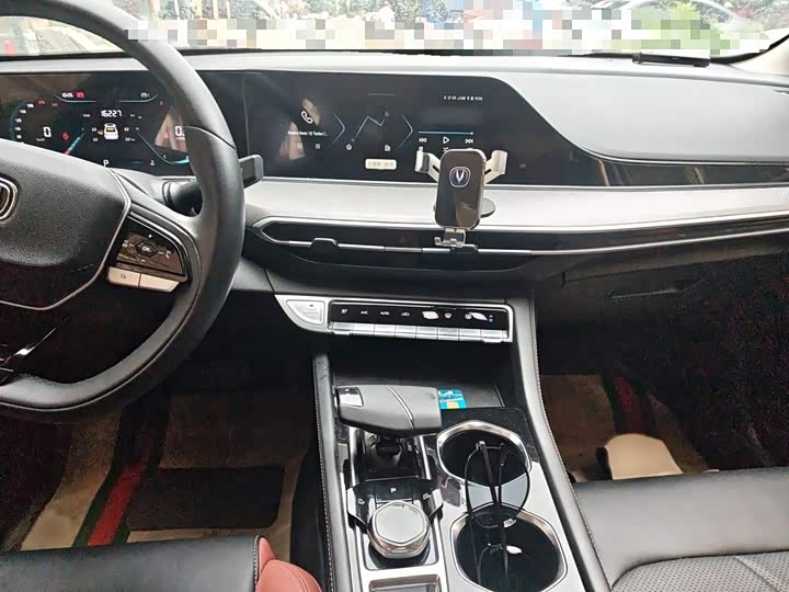 Changan Eado Plus, 2022 — фото 6 из 9