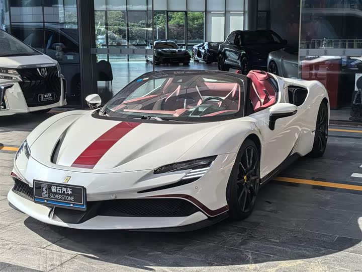 Ferrari SF90, 2023 — купить в Москве под ключ