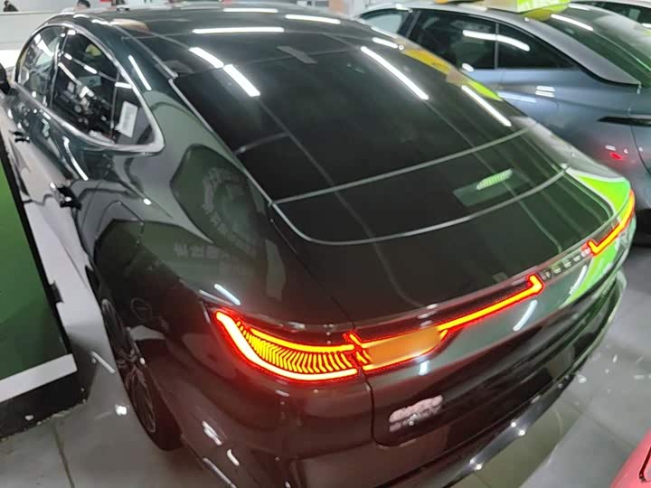 Geely Galaxy Starshine 8 EM-i, 2025 — фото 5 из 9