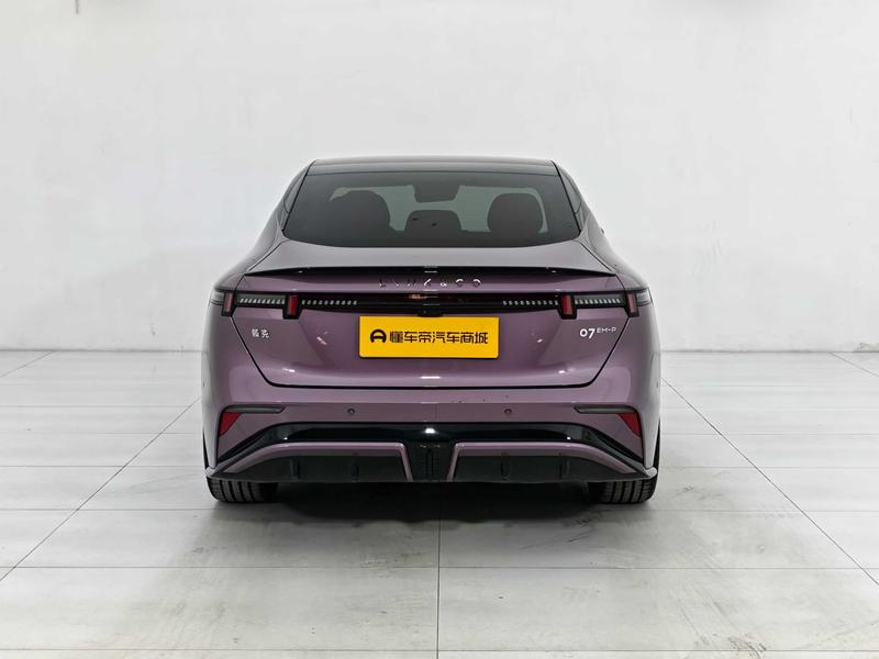 Lynk & Co 07 EM-P Hybrid, 2025 — фото 6 из 12