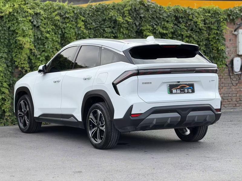 Geely Galaxy L7, 2025 — фото 4 из 10