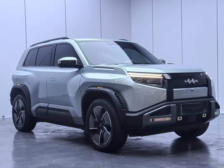 BYD FangChengBao Titanium 3 (Tai 3), 2025 — фото 5 из 9