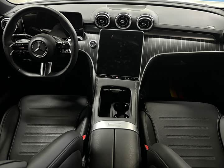 Mercedes-Benz C-Class, 2023 — фото 8 из 9