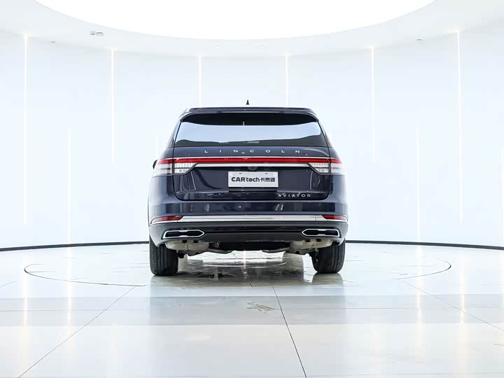 Lincoln Aviator, 2024 — фото 4 из 9
