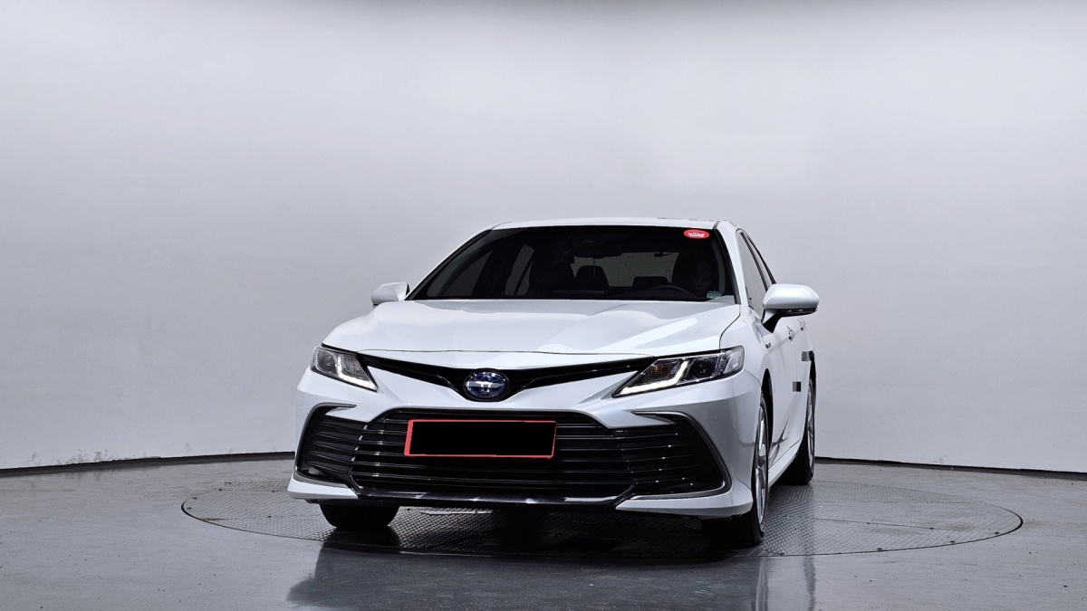 Toyota Camry, 2023 — фото 3 из 12
