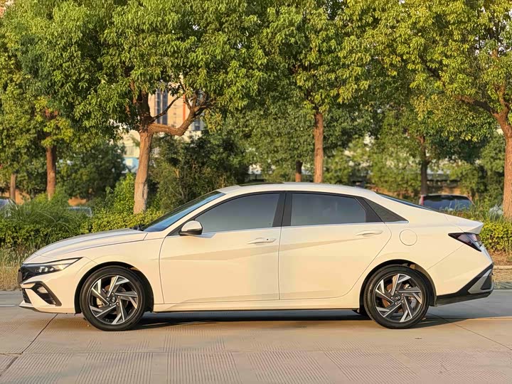Hyundai Elantra N line, 2024 — фото 4 из 9