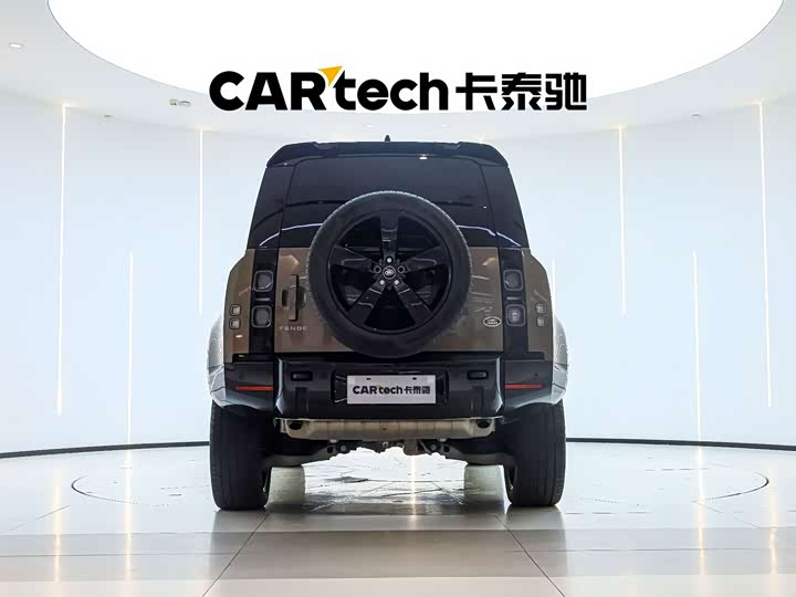 Land Rover Defender, 2022 — фото 6 из 9