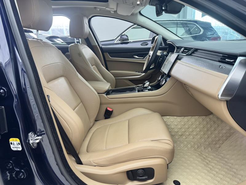 Jaguar XF L, 2023 — фото 10 из 12