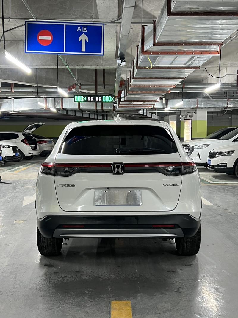 Honda Vezel, 2023 — фото 5 из 12