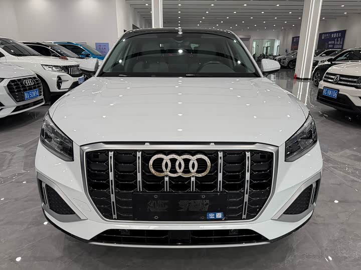 Audi Q2L, 2022 — фото 2 из 9