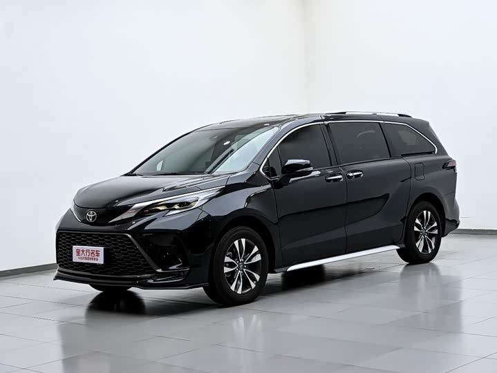Toyota Granvia, 2025 — фото 2 из 9