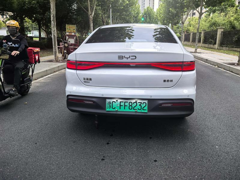 BYD Seal 05 DM-i Hybrid, 2025 — фото 5 из 10