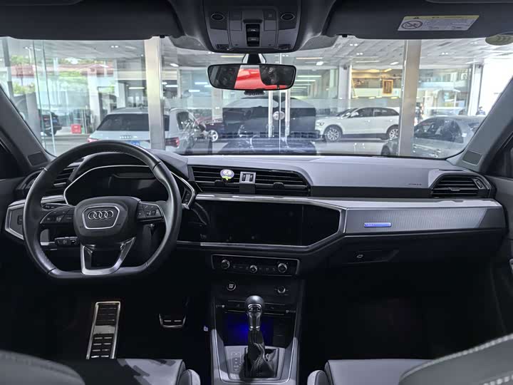 Audi Q3, 2025 — фото 9 из 9