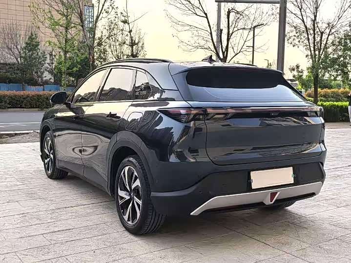 BAIC Arcfox Alpha T5, 2025 — фото 9 из 9