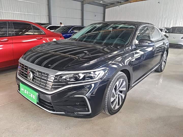 Volkswagen Passat Hybrid, 2023 — купить в Белгороде под ключ