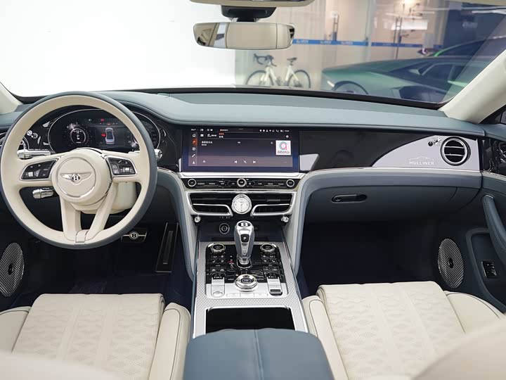 Bentley Flying Spur Hybrid, 2025 — фото 7 из 9
