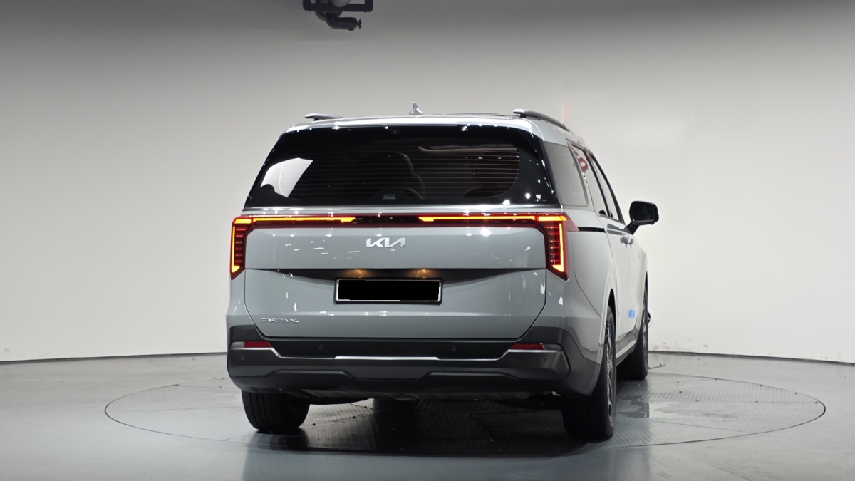 Kia Carnival, 2024 — фото 4 из 12