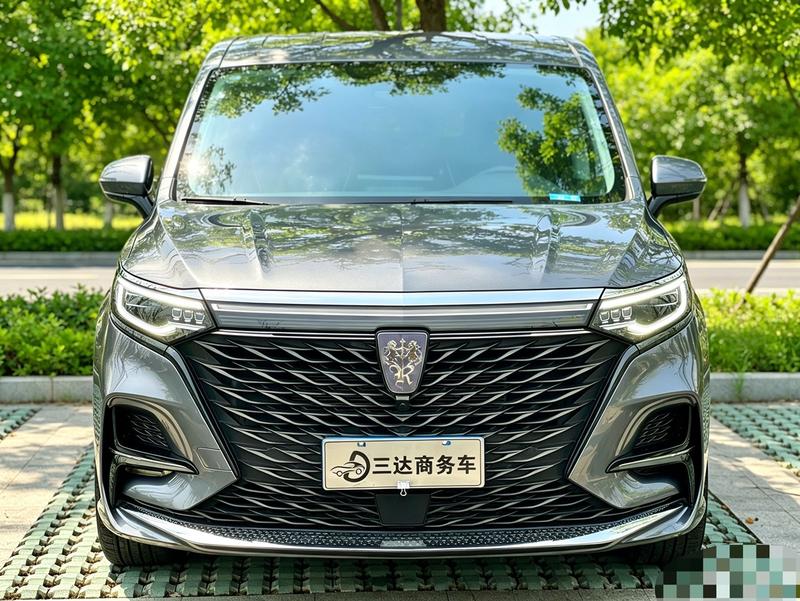 Roewe iMax 8, 2023 — фото 2 из 10