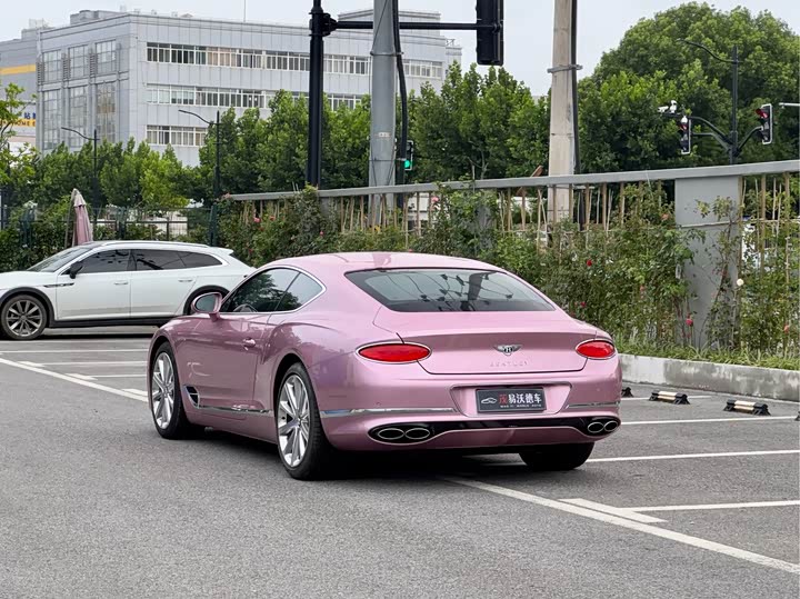 Bentley Continental GT, 2022 — фото 6 из 9