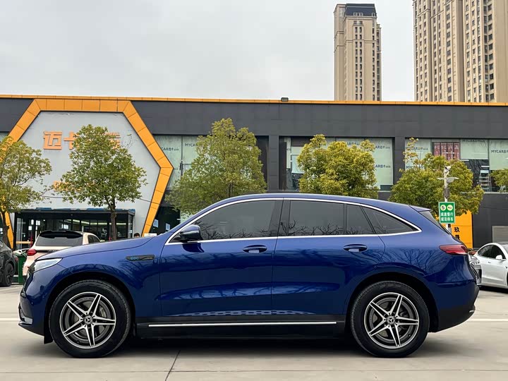 Mercedes-Benz EQC, 2022 — фото 7 из 9
