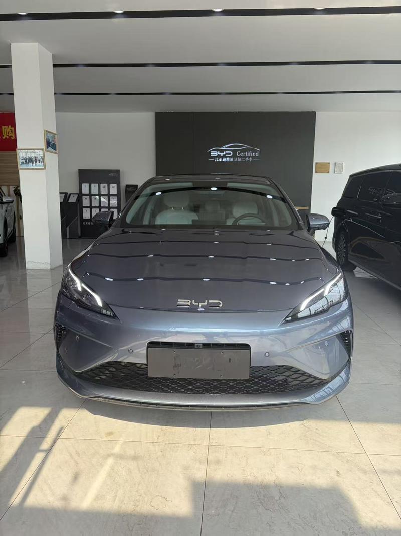 BYD Seal 05 DM-i Hybrid, 2024 — фото 2 из 10