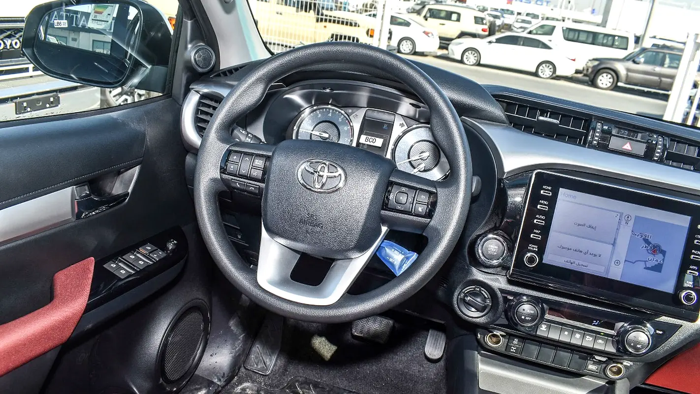 Toyota Hilux, 2026 — фото 7 из 10