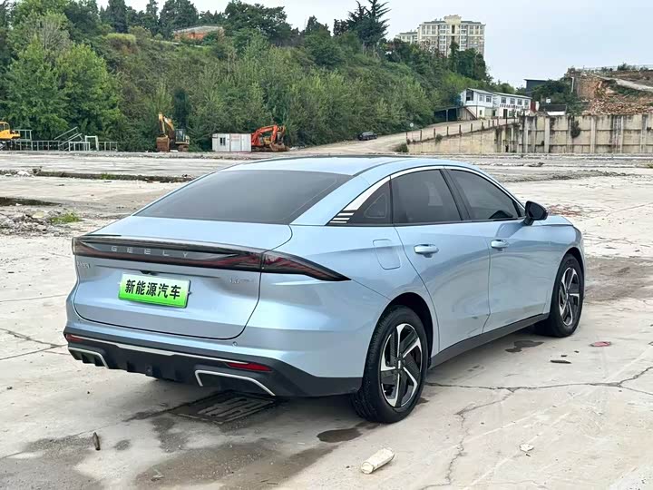 Geely Galaxy L6, 2024 — фото 8 из 9