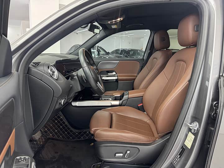 Mercedes-Benz GLB-Class, 2022 — фото 7 из 9