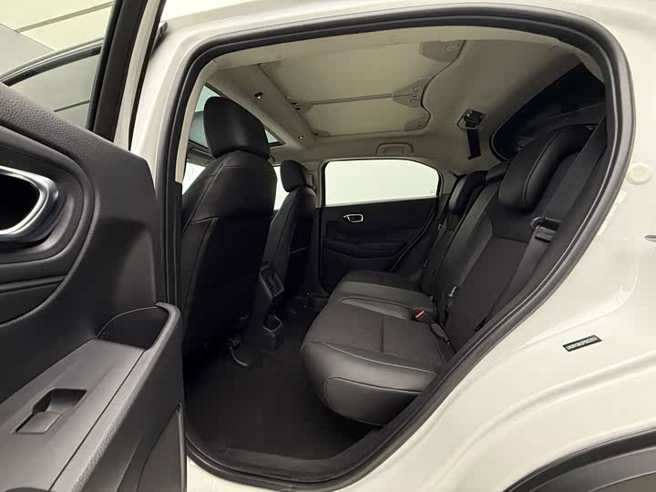 Honda Vezel, 2023 — фото 9 из 9