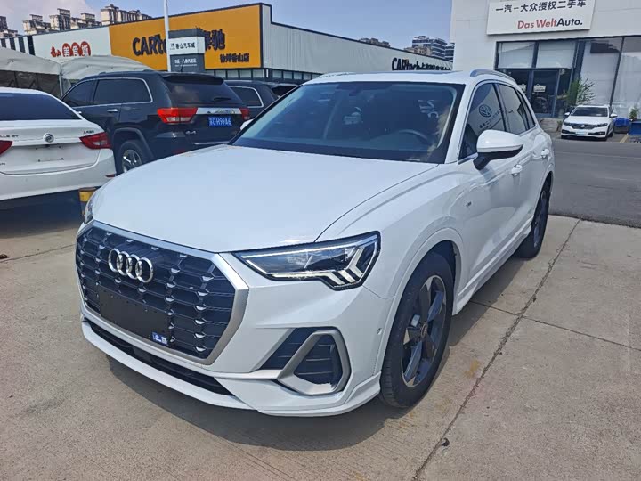 Audi Q3, 2022 — купить в Смоленске под ключ
