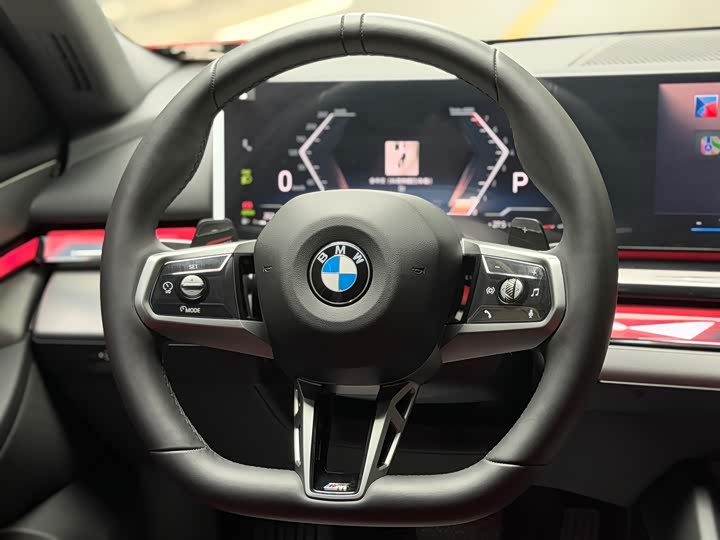 BMW 5 Series, 2025 — фото 8 из 9