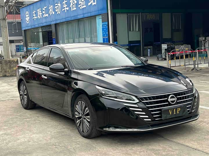 Nissan Teana, 2023 — фото 3 из 9