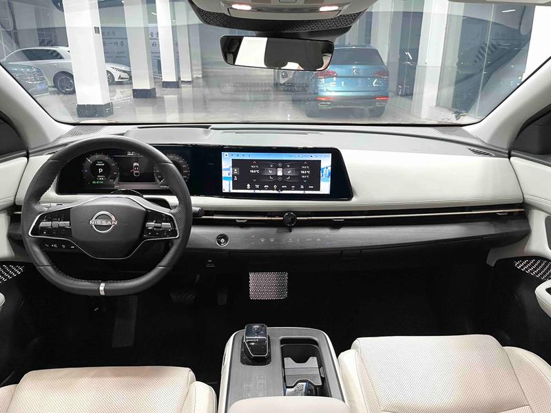 Nissan Ariya EV, 2022 — фото 9 из 12